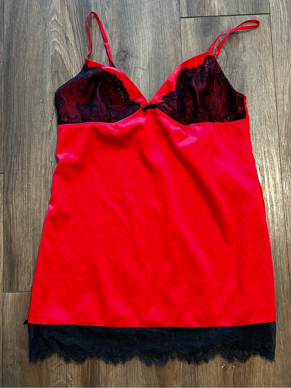 Y2K Whimsigoth Victoria Secret Babydoll Slip Medium Red Black Satin Lace Trim